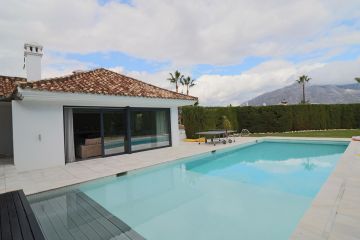 https://cdn.resales-online.com/public/jv19ar7i8g/properties/e2bc110cbc1e11ed84bd0217bc231ef4/w1200/1-7980e48d732b6fc85c14b43b94d2aa54.jpg?v=1678111891