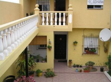 https://cdn.resales-online.com/public/4qs7qt41py/properties/b09af4f01fc811eea7b50217bc231ef4/w1200/1-7980e48d732b6fc85c14b43b94d2aa54.jpg?v=1689070181